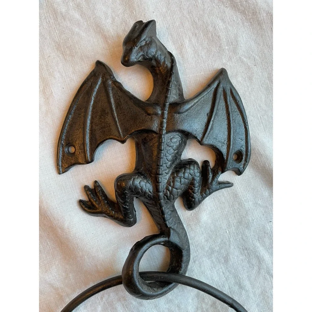 Medieval Dragon Towel Ring Cast Iron Wall Mounted Gothic Fantasy Home Decor New